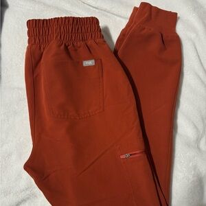 Figs high waisted auburn colored scrub pants